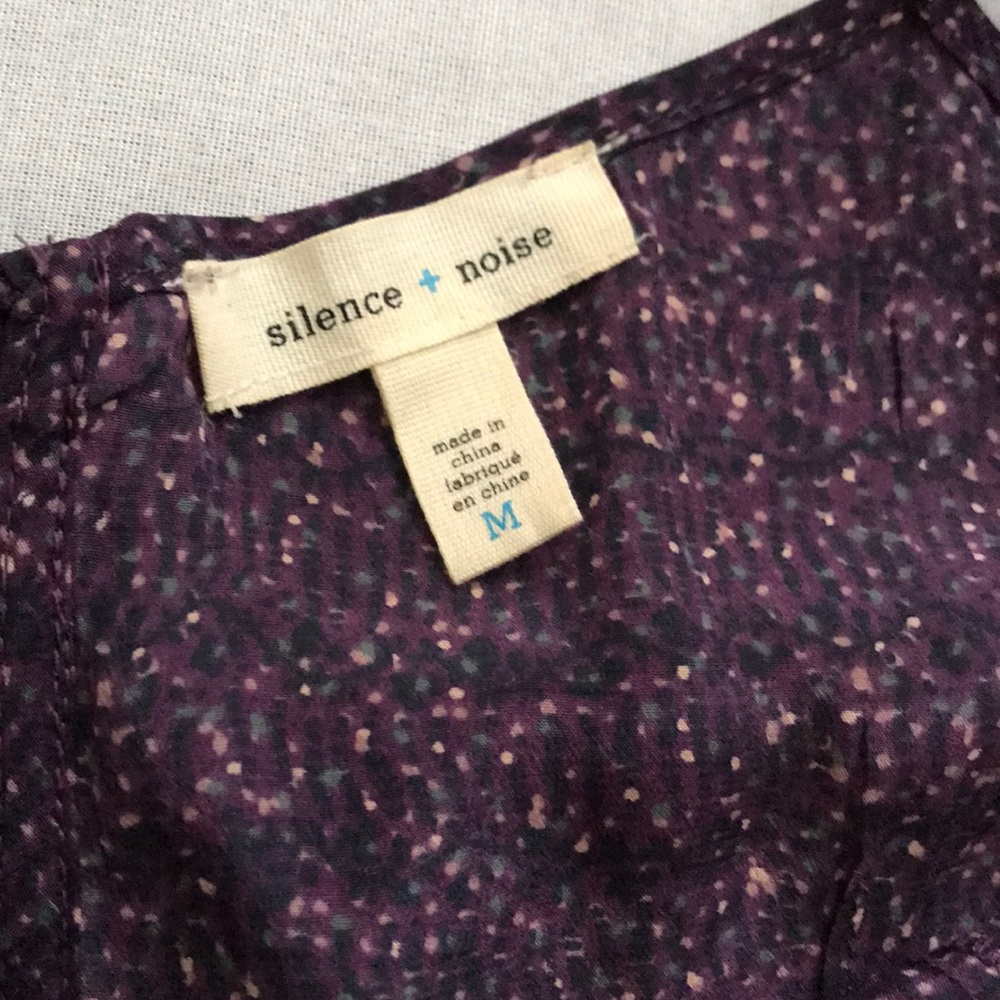 Silence + Noise Ruffle Front Silk Top - Picture 3 of 5